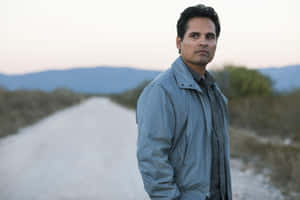 Michael Peña, An Iconic Hollywood Figure Wallpaper