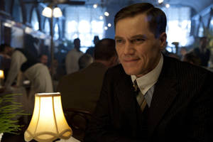 Michael Shannon On Fine Dining Restaurant Wallpaper