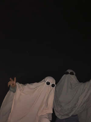 Midnight Ghostly Friends Vintage Aesthetic.jpg Wallpaper