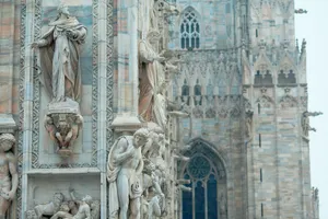 Milan Cathedral Built In Middle Ages Wallpaper