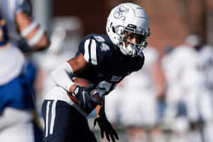 Miles Sanders Preparing Wallpaper