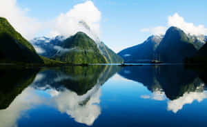 Milford Sound Rock Faces Wallpaper