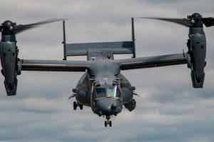 Military Helicopter Gloomy Sky Wallpaper