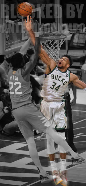 Milwaukee Bucks Versus Phoenix Suns Wallpaper