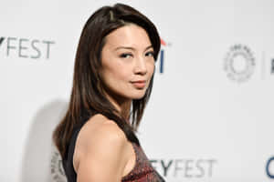 Ming Na Wen: Graceful And Elegant In Nature Wallpaper