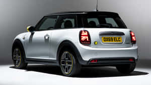 Mini Cooper Se In Urban Night Wallpaper