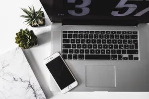 Minimalist Silver Macbook Best Laptop Wallpaper