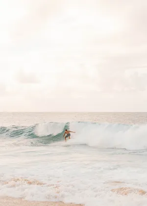 Minimalist Sports Artwork Wallpaper