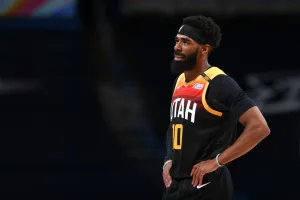 Minimalist Utah Jazz Mike Conley Wallpaper