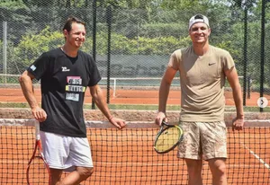 Miomir Kecmanovic And David Nalbandian Posing Wallpaper