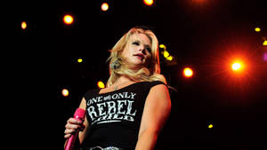 Miranda Lambert Performing Pink Mic Wallpaper