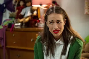 Miranda_ Sings_ Confused_ Expression Wallpaper