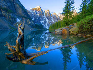 Mirror Lake In Idaho Wallpaper