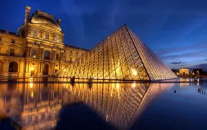 Mirrored Photography Louvre Museum Wallpaper