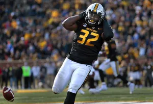 Mizzou Football Player Celebration Wallpaper