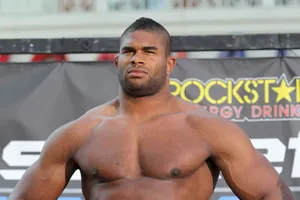 Mma Fighter Alistair Overeem Front View Wallpaper