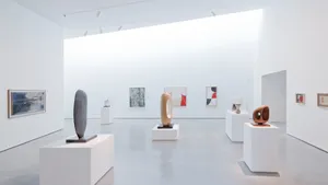 Modern Art Gallery Interior Display Wallpaper