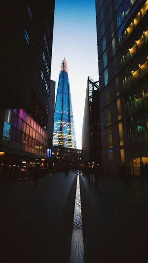 Modern Iphone The Shard London Bridge Wallpaper