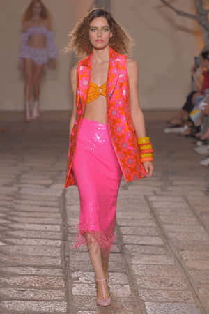 Modern Neon Fashion Trend Wallpaper