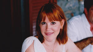 Molly Ringwald Renowned American Actress Wallpaper