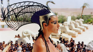 Monica Bellucci Cleopatra Side-profile Wallpaper