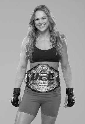 Monochromatic Ronda Rousey Wallpaper