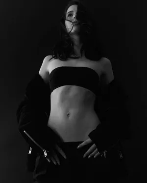 Monochrome_ Fashion_ Portrait Wallpaper