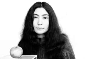 Monochrome Yoko Ono Apple Wallpaper