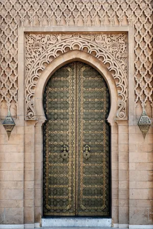 Moroccan Style Elegant Double Door Wallpaper