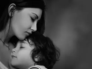 Mother Child Tender Moment Blackand White Wallpaper