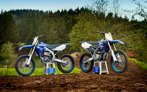 Motocross Two Blue Yamahas Wallpaper