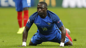 Moussa Sissoko On The Ground Wallpaper