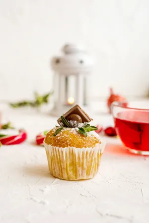 Muffin In Minimalist Background Wallpaper