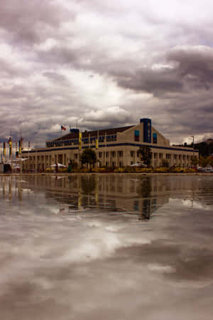 Museumof Historyand Industry Seattle Reflection Wallpaper