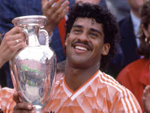 Mvp Footballer Frank Rijkaard Wallpaper