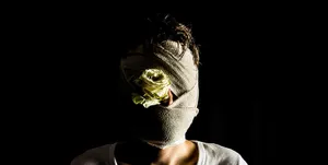 Mysterious Man With Ridiculous Head Wrap Wallpaper