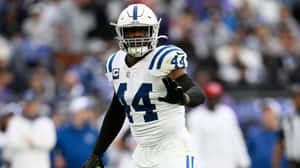 N F L Linebacker In Action44 Wallpaper