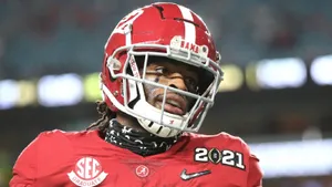 Najee Harris Football Helmet Portrait Wallpaper