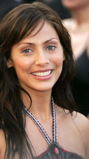 Natalie Imbruglia Smiling Portrait Wallpaper