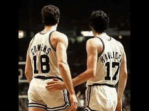 Nba Players Dave Cowens And John Havlicek Wallpaper