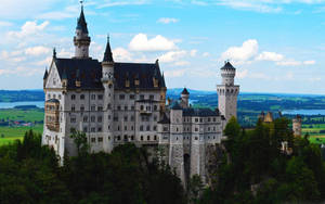 Neuschwanstein Castle Few Clouds Wallpaper