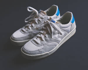 New Balance Pale Colour Shading Wallpaper