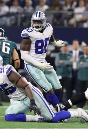 Nfl Defensive End Demarcus Lawrence Wallpaper