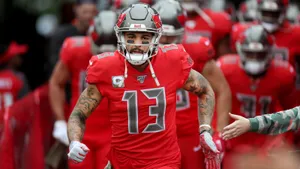 Nfl Star, Mike Evans Wallpaper