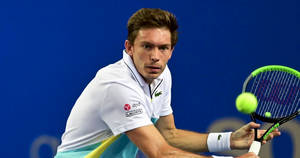 Nicolas Mahut Look Of Concentration Wallpaper