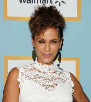 Nicole Ari Parker Looking Stunning In A Photoshoot Wallpaper