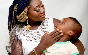 Nigeria Mother And Child Wallpaper