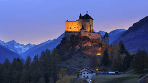 Night At Tarasp Castle Switzerland Wallpaper