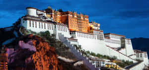 Night In Lhasa's Potala Palace Wallpaper