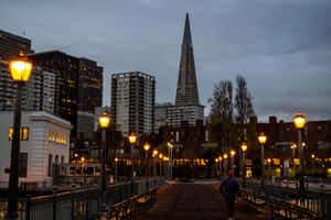 Night View Of Transamerica Pyramid Wallpaper